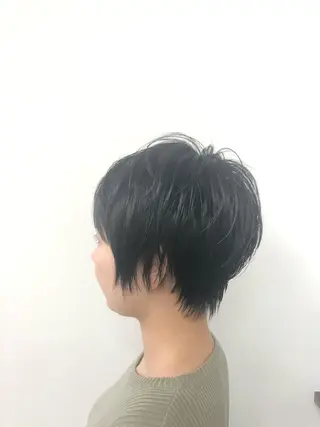 ショート メンズカット デザインカラーのヘアスタイル