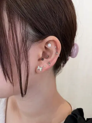 ふじわらはゆ/ブリー チ/ベージュカラーのヘアスタイル