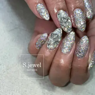 ネイル S. JEWELのネイルデザイン