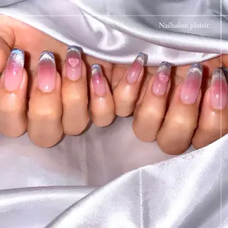 ネイル Nallsalon Plaisirbeauty所属・Plaisir beautyのネイルデザイン