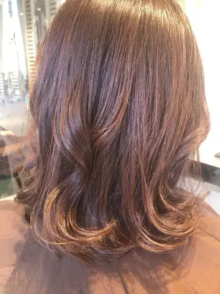 カラー 池田 美紀のヘアスタイル