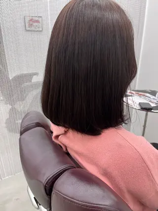 ミディアム Miyabi/ スパ/シェービングのヘアスタイル