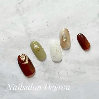 ネイル Nail salon Dejavu 🌿のネイルデザイン
