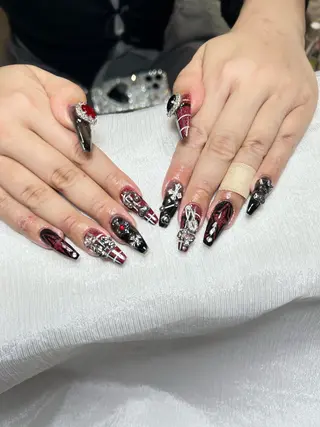 ネイル Queen Nail 柏店　クイーンネイルのネイルデザイン