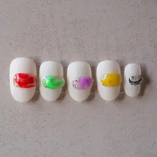 ネイル mano nella manoのネイルデザイン
