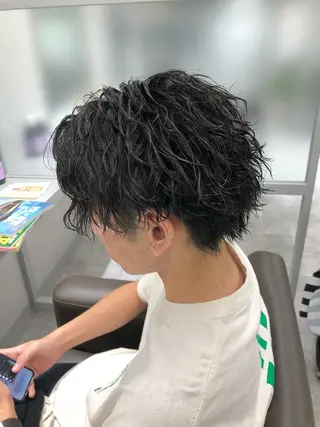 ショート カラー パーマ メンズ 関西センターパート メンズモデル募集のヘアスタイル