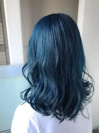 セミロング カラー 岩谷/ブリーチ 🪽透明感カラーのヘアスタイル
