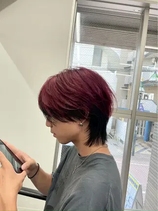 カラー メンズ フェザーの鬼 🇰🇷yutoのヘアスタイル
