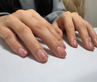 ネイル Color . Iwanoのネイルデザイン