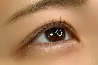 マツエク・マツパ ou's nail salon所属・小林 桜のネイルデザイン