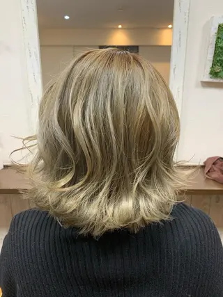 ショート カラー est  店長 ✂︎高橋✂︎のヘアスタイル