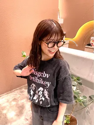 ミディアム カラー パーマ 自然と惹かれる🪷 艶カラー/茉優♩のヘアスタイル