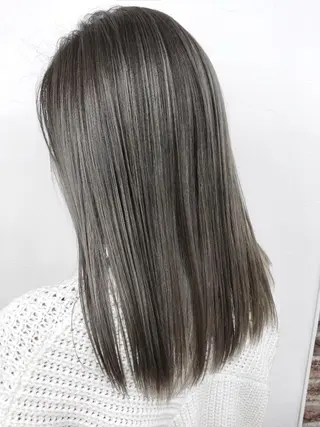 セミロング カラー 鳥丸 真一のヘアスタイル