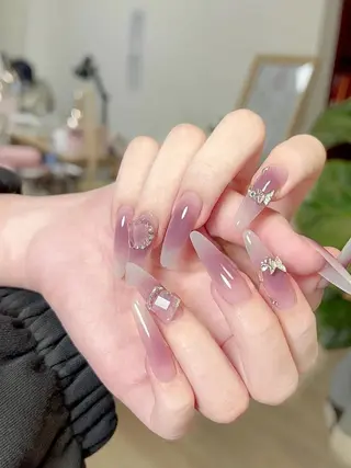 ネイル M🌷nail 長さだし専門店のネイルデザイン
