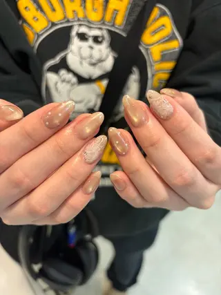 ネイル Salondevi2 isanaのネイルデザイン