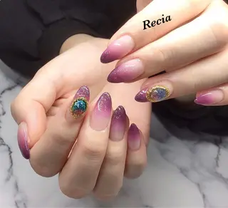 ロング カラー パーマ キッズ ネイル マツエク・マツパ 福田 加奈のネイルデザイン