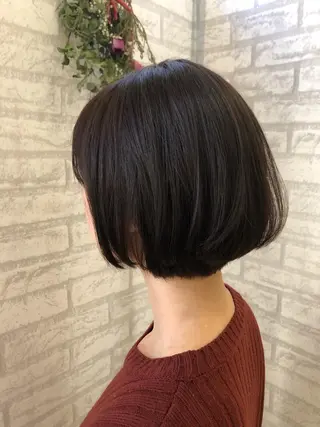 ショート カラー クボキ サヤのヘアスタイル