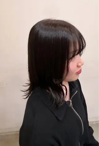 ミディアム 上村 音寧のヘアスタイル