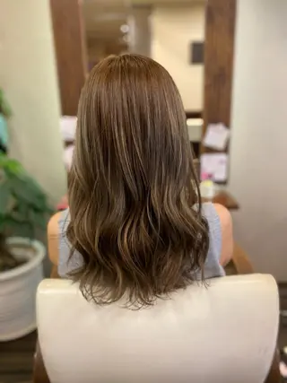 セミロング カラー ヘアアレンジ メンズ 加藤 瑠美のヘアスタイル