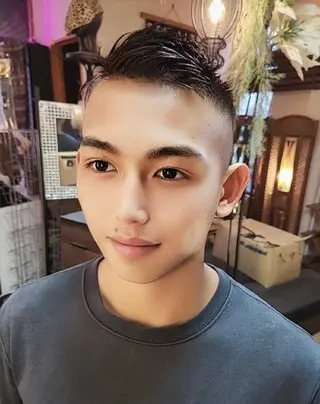 メンズ 足利市・原宿・表参道 シニストラのヘアスタイル