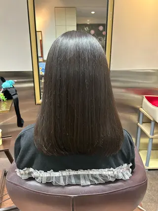 ミディアム 安田 芽生のヘアスタイル