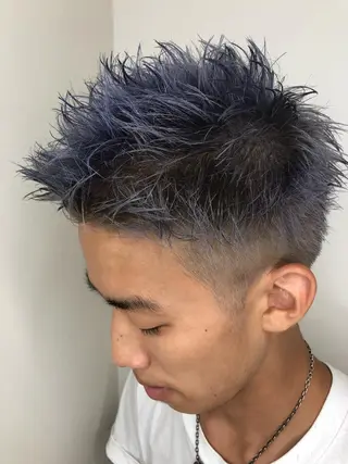 ショート カラー メンズ メンズヘア特化 崎田 成人のヘアスタイル