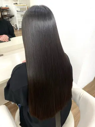 ロング GLOSS 心斎橋 山上のヘアスタイル