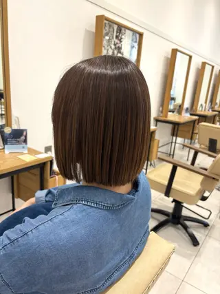 ミディアム 前田 葵のヘアスタイル
