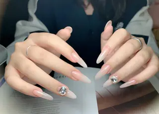 ネイル 山田 由奈のネイルデザイン