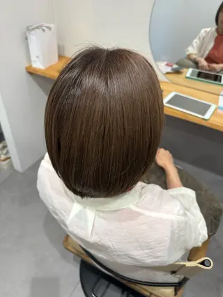 カラー 坪井 れあのヘアスタイル