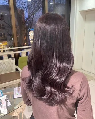 ロング カラー 🇰🇷韓国風艶髪✨ 髪質改善 倉岡しおんのヘアスタイル