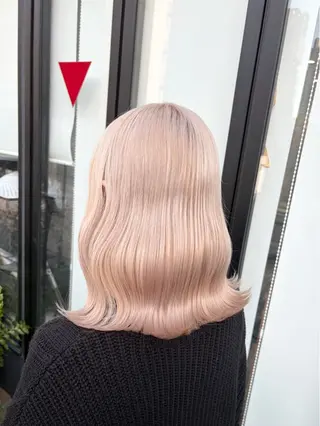 ミディアム 柔らかいハイトーン/ kizunaのヘアスタイル