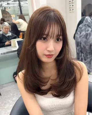 セミロング 韓国ヘア/レイヤー Londエレンのヘアスタイル