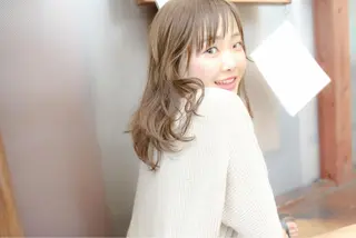 ミディアム カラー 中村 海のヘアスタイル