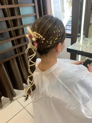 ロング カラー ヘアアレンジ 羽エクステ🩷 🤍まき🤍のマツエク・マツパデザイン