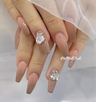 ネイル HANA 長さだしのネイルデザイン