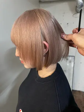 カラー ⚡️ハイトーン/ デザインカラー⚡️のヘアスタイル