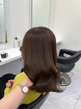 ミディアム 寒色＆ブリーチ特化 寒色MiOのヘアスタイル