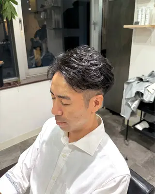 ショート メンズ est-r. Shionのヘアスタイル