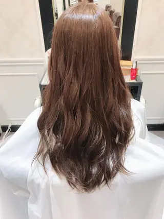 ロング カラー 粟田 めぐみのヘアスタイル