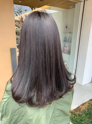 ロング 大平 京佳のヘアスタイル