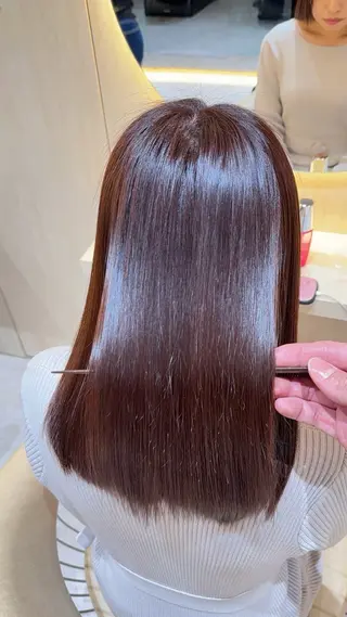 セミロング カラー 縮毛矯正✨🫧 レイヤー川村利幸のヘアスタイル
