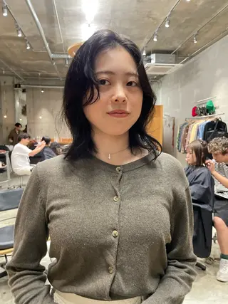 セミロング 西宮北口メンズパーマ 鮫島竜海のヘアスタイル