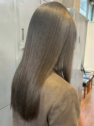 カラー 山田 茜理のヘアスタイル