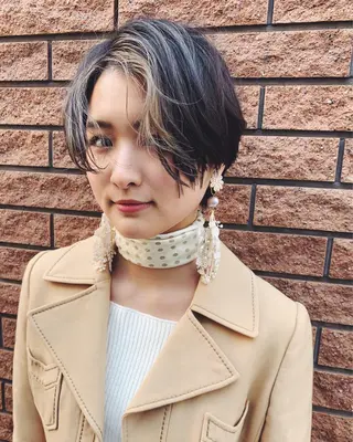 ショート カラー YUSUKE レイヤーカットカラーのヘアスタイル