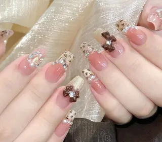 ネイル Pure&Rich Nailのネイルデザイン