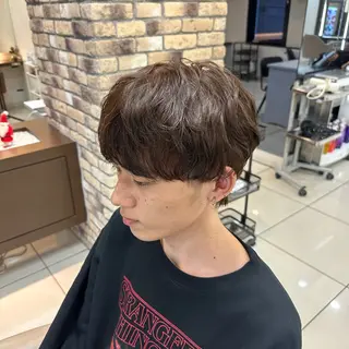 パーマ メンズ メンズ特化シャドウパ ーマラウンドマッシュのヘアスタイル