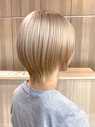 ショート カラー 野田頭 心🌿/ボブ レイヤー/艶カラーのヘアスタイル