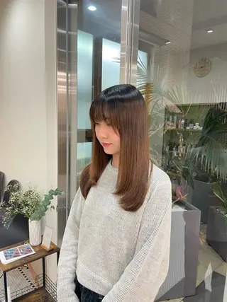 セミロング レイヤーカット 🌱 はるかのヘアスタイル