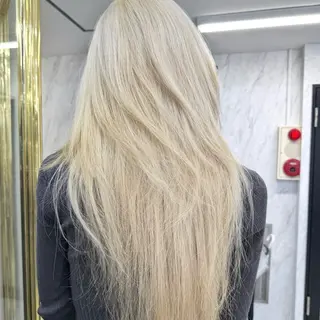 ロング カラー シールエクステ特化 ハイトーン、NANAのヘアスタイル